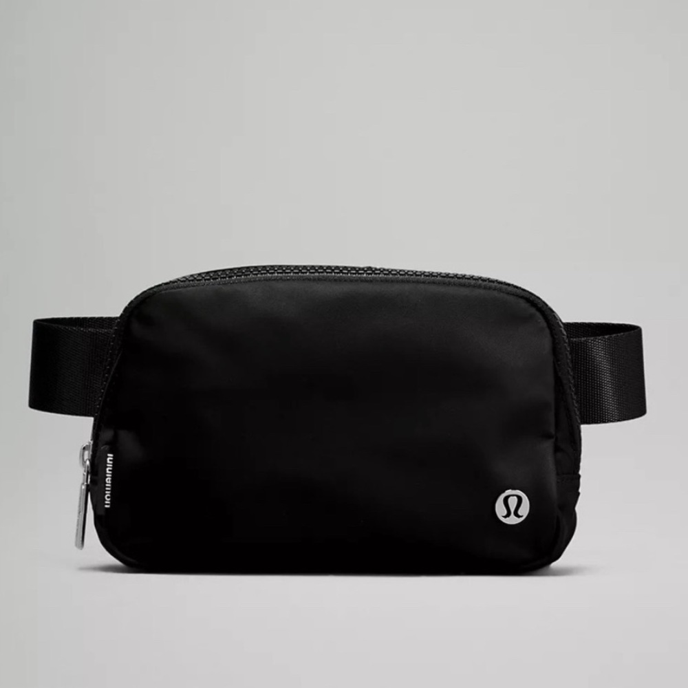 NWT Black Lululemon belt bag- Sold Out!
